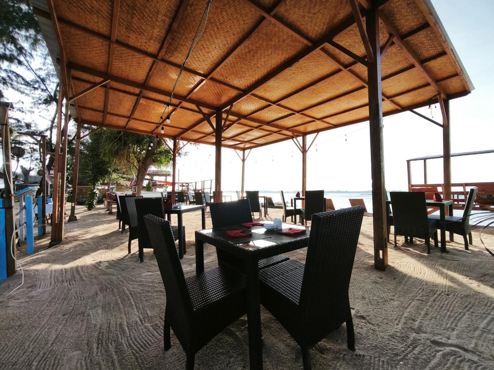Matahari Bungalow 3 Gili Air Exterior foto